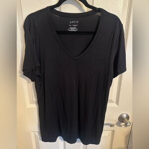 Apt. 9 Women’s Essentials Soft V-Neck Short Sleeve T-Shirt, Black, Sz XL